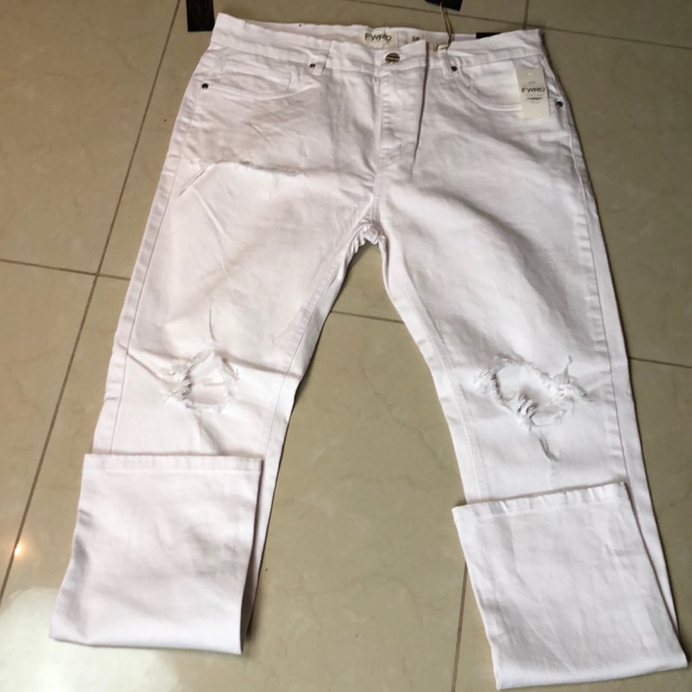 White denim jeans ( sizes 38/32)